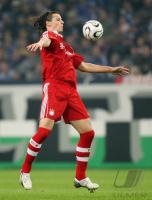 Fussball 1. Bundesliga: Bayern, VAN BUYTEN Einzelaktion