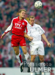 Fussball 2. Bundesliga: Koeln - Reutlingen, Zweikampf