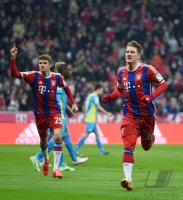 Fussball 1. Bundesliga Saison 14/15: JUBEL Bastian Schweinsteiger (FC Bayern Muenchen)