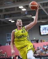 Barmer 2. Basketball Bundesliga  18/19: Tigers Tuebingen - Nuernberg Falcons BC