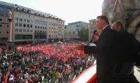 Fussball: FC Bayern feiert zum Saisonabschluss auf dem Marienplatz