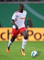 Fussball  DFB Pokal  2. Runde  Saison 17/18: RB Leipzig - FC Bayern Muenchen