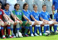FUSSBALL INTERNATIONAL: Teamfoto von Italien