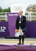 REITEN Olympia 2012: Doppel-Olympiasieger Michael Jung (Deutschland)