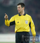 FUSSBALL CHL   FC Basel - Juve  Schiedsrichter Wolfgang Stark (GER)