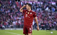 Fussball 1. Bundesliga Saison 21/22: FC Bayern Muenchen -  TSG 1899 Hoffenheim