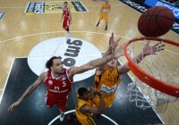 Basketball 1. Bundesliga 2012/2013:  Walter Tigers Tuebingen - FC Bayern Muenchen