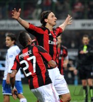FUSSBALL SERIE A:  (v. li.) JUBEL Kevin Prince Boateng, Zlatan Ibrahimovic (AC Mailand)