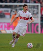 Fussball 1. Bundesliga  Saison 2010/2011: Matthieu Delpierre (VfB Stuttgart)