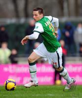 FUSSBALL, 3. LIGA, 30. Spieltag: Werder II, ARTMANN am Ball