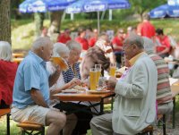 Biergarten der Stadtkapelle hinter der Festhalle
