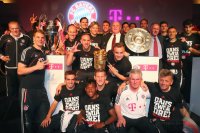 Fussball Champions Party 2013: FC Bayern Muenchen nach dem Gewinn des Triple