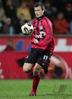 Fussball 1. Bundesliga: Leverkusen, LAZOVIC Einzelaktion am Ball