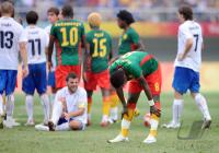 FUSSBALL  Olympia 2008   Vorrunde  Maenner Kamerun - Italien