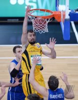 Basketball 1. Bundesliga 2013/2014:  Walter Tigers Tuebingen - Fraport Skyliners Frankfurt