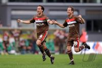 2. Fussball Bundesliga: JUBEL  Fabio Morena, Matthias Lehmann (v.li., Pauli)