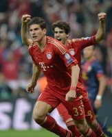 FUSSBALL INTERNATIONAL CHL HALBFINALE 12/13: FC Bayern Muenchen - FC Barcelona