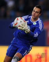 Fussball: 1. Bundesliga Saison 2010/2011: Wolfsburg, BENAGLIO