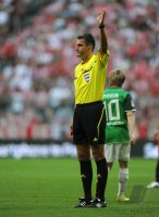 Fussball 1. Bundesliga Saison 2010/2011: Schiri Knut Kircher
