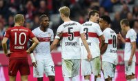 Fussball 1. Bundesliga Saison 15/16: FC Bayern Muenchen - VfB Stuttgart
