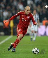 FUSSBALL INTERNATIONAL CHL VIERTELFINALE 12/13: Juventus Turin - FC Bayern Muenchen