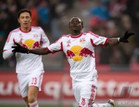 FUSSBALL International Testspiel 2013/2014: JUBEL Sadio Mane (Red Bull Salzburg)