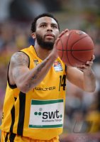Basketball 1. Bundesliga 2013/2014: Walter Tigers Tuebingen - ratiopharm Ulm