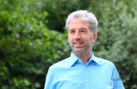 Oberbuergermeister Boris Palmer (Die Gruenen) besucht die Firma BLUEmobility