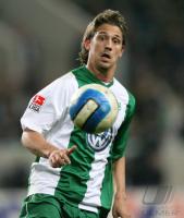 Fussball DFB-Pokal: Wolfsburg - Stuttgart