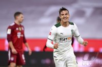 Fussball 1. Bundesliga Saison 21/22: FC Bayern Muenchen - Borussia Moenchengladbach