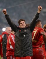 FUSSBALL  DFB POKAL SAISON  11/12  HALBFINALE: JUBEL FC Bayern Muenchen