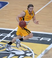 Basketball  1. Bundesliga  12/13: Walter Tigers Tuebingen - Eisbaeren Bremerhaven
