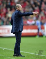 Fussball 1. Bundesliga Saison 14/15: Trainer Roberto Di Matteo (FC Schalke 04)