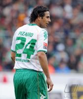 FUSSBALL 1. BUNDESLIGA: Bremen, PIZARRO