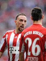 Fussball 1. Bundesliga: Franck Ribery, Diego Contento (v. li., FCB)