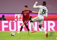 Fussball 1. Bundesliga Saison 21/22: FC Bayern Muenchen - 1. FSV Mainz 05