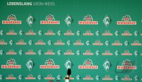 Fussball 1. Bundesliga, Saison 2012/2013, Pressekonferenz SV Werder Bremen zum Sponsoring Engagement von Wiesenhof