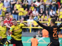 Fussball Deutsche A-Junioren-Meisterschaft 16/17: Borussia Dortmund - FC Bayern Muenchen