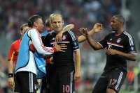 Fussball CHL  Saison 2011/2012:  JUBEL nach dem Tor Ivica Olic, Arjen Robben, Jerome Boateng (v. li., FC Bayern Muenchen)