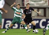 Fussball CHL Rapid-FC Bayern; Zweikampf