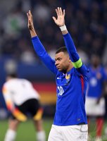 FUSSBALL INTERNATIONAL Testspiel: Frankreich - Deutschland
