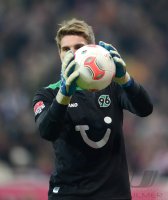 Fussball 1. Bundesliga, Saison 2012/2013:  Torwart Ron Robert Zieler (Hannover 96)