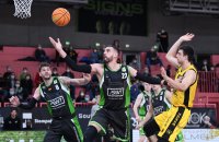 Basketball 2. Bundesliga 2021/2022: Tigers Tuebingen - ROEMERSTROM Gladiators Trier