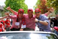 Fussball 1. Bundesliga : Holger Badstuber, Mario Gomez, Bastian Schweinsteiger (v.li., FCB)