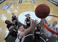Basketball 1. Bundesliga  11/12:  Walter Tigers Tuebingen - ENBW Ludwigsburg
