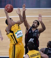 Basketball 1. Bundesliga  13/14: Walter Tigers Tuebingen - Artland Dragons