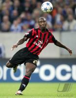 Fussball International UCL: Mailand, SEEDORF Einzelaktion am Ball