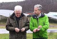 Oberbuergermeister Palmer (Die Gruenen) und Ministerpraesident Kretschmann (Die Gruenen)