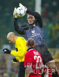 Fussball 1. Bundesliga: Dortmund - Kaiserslautern, Zweikampf