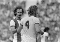 Fussball 1. Bundesliga Saison 1972/1973: Beckenbauer mit blutender Nase